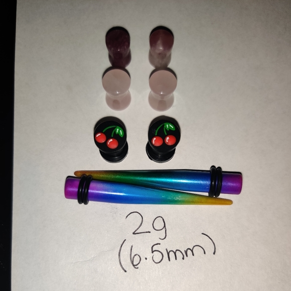 2G Tapers and Plugs - Picture 4 of 4